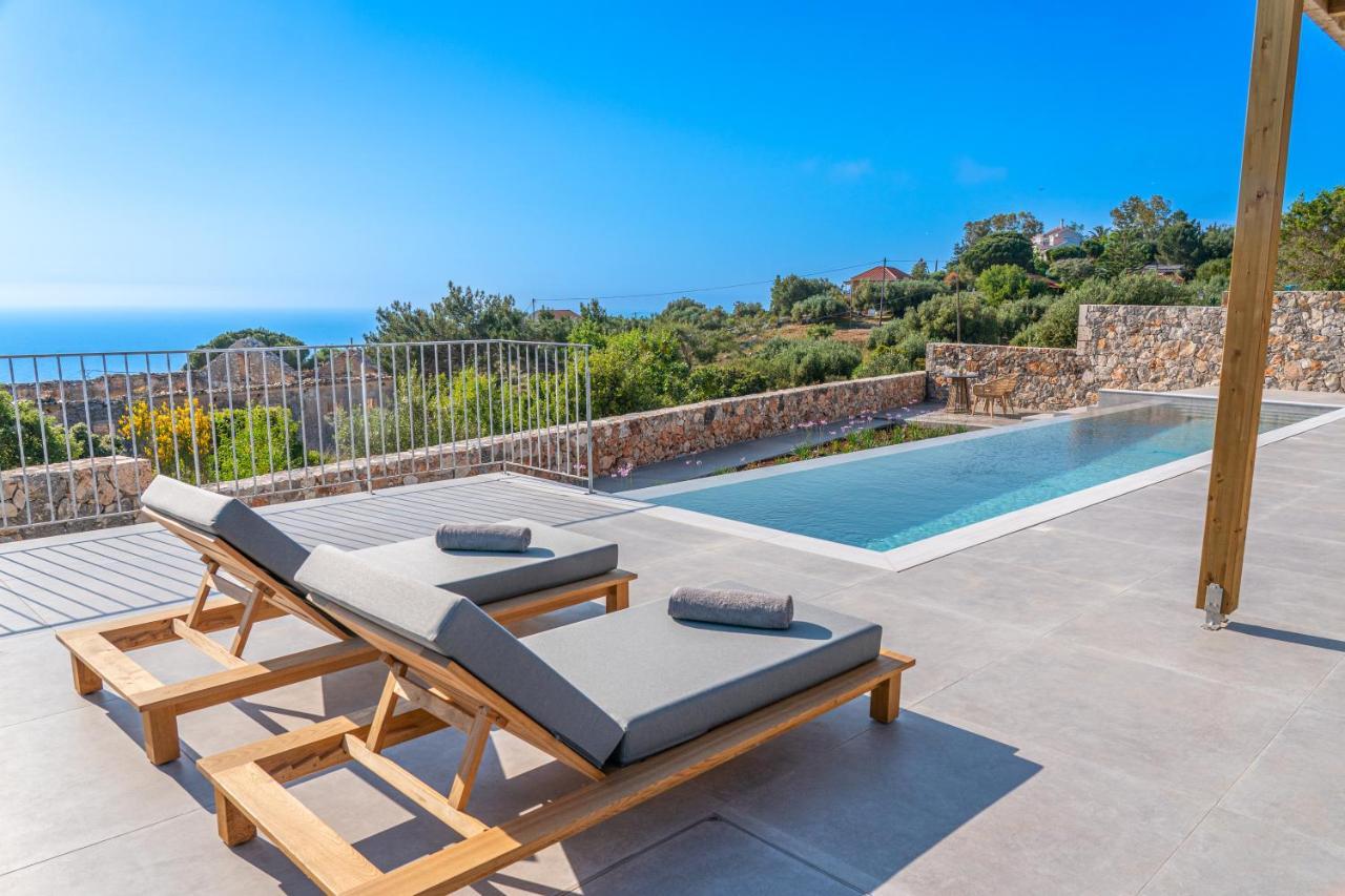 Summer Breeze Villa Tzamarelata المظهر الخارجي الصورة