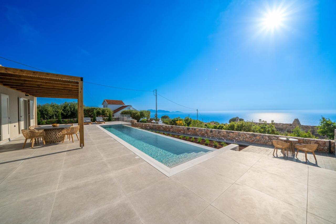 Summer Breeze Villa Tzamarelata المظهر الخارجي الصورة