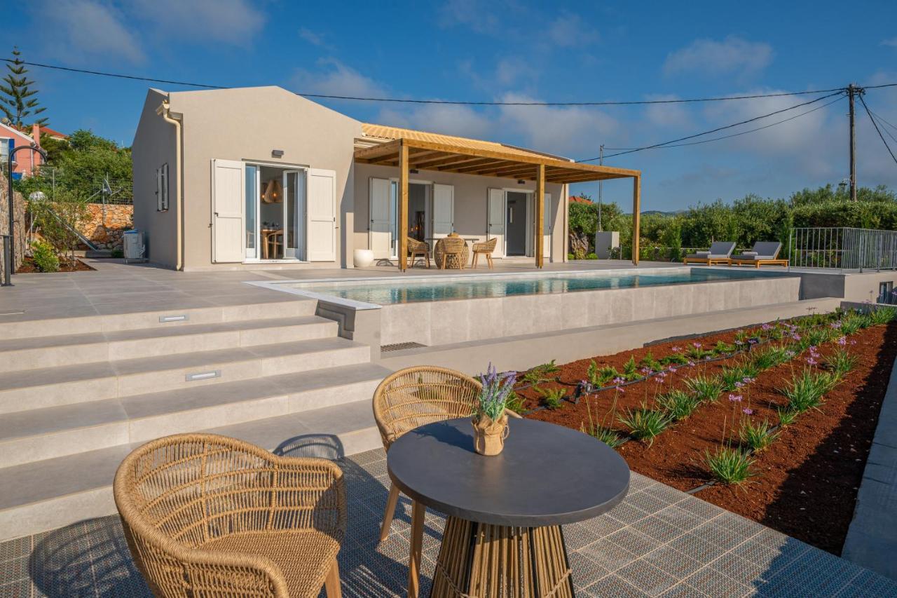 Summer Breeze Villa Tzamarelata المظهر الخارجي الصورة