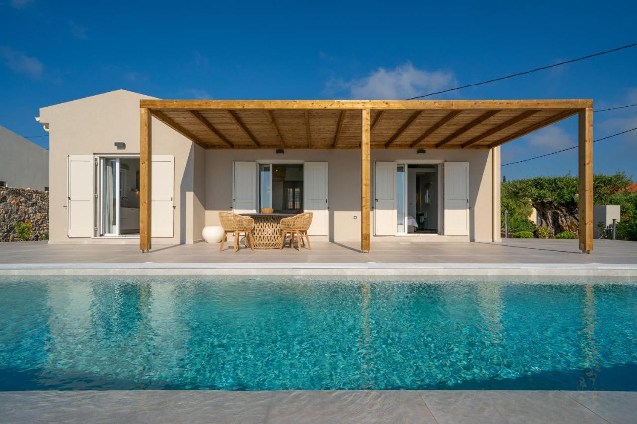 Summer Breeze Villa Tzamarelata المظهر الخارجي الصورة