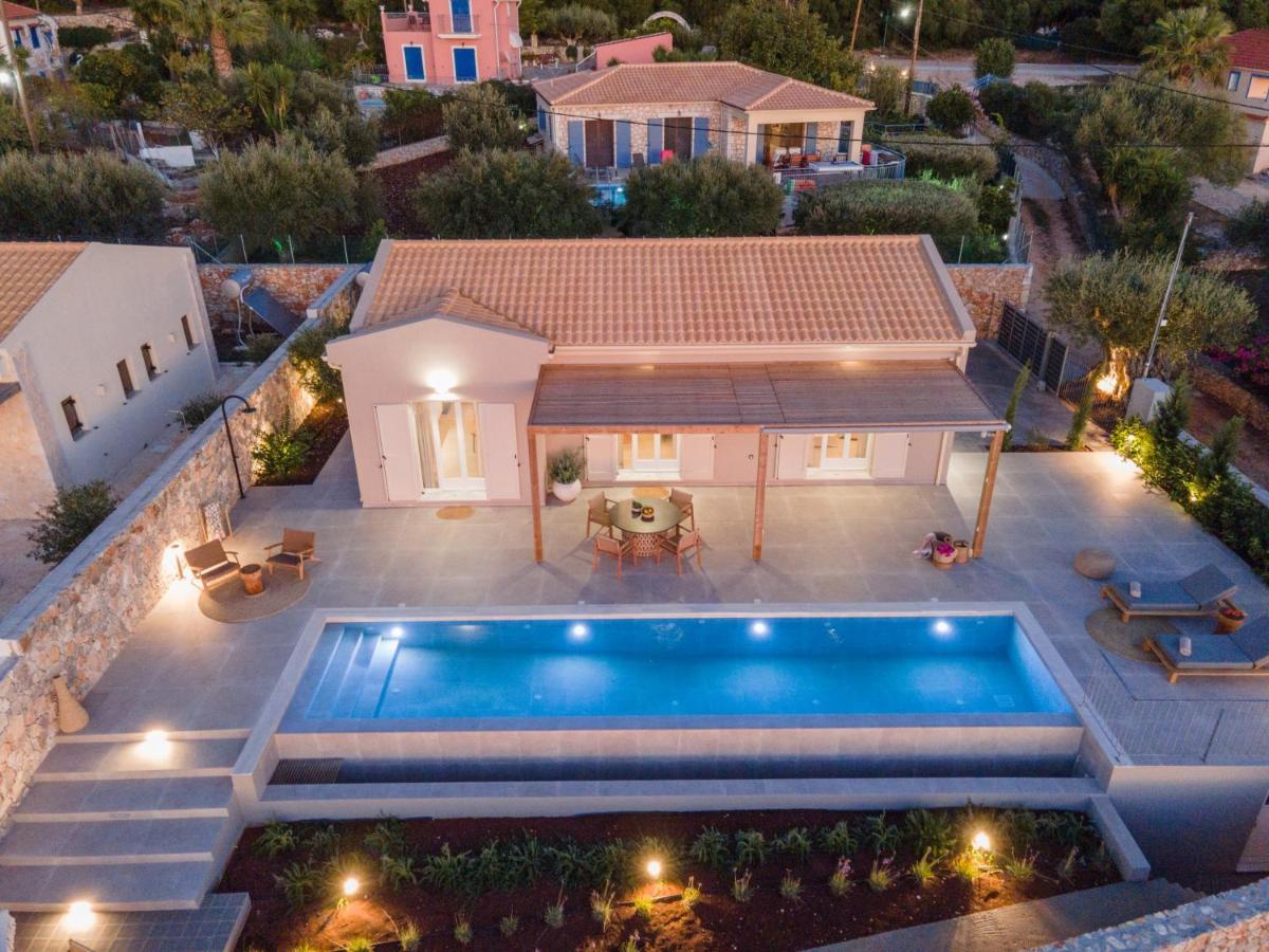 Summer Breeze Villa Tzamarelata المظهر الخارجي الصورة